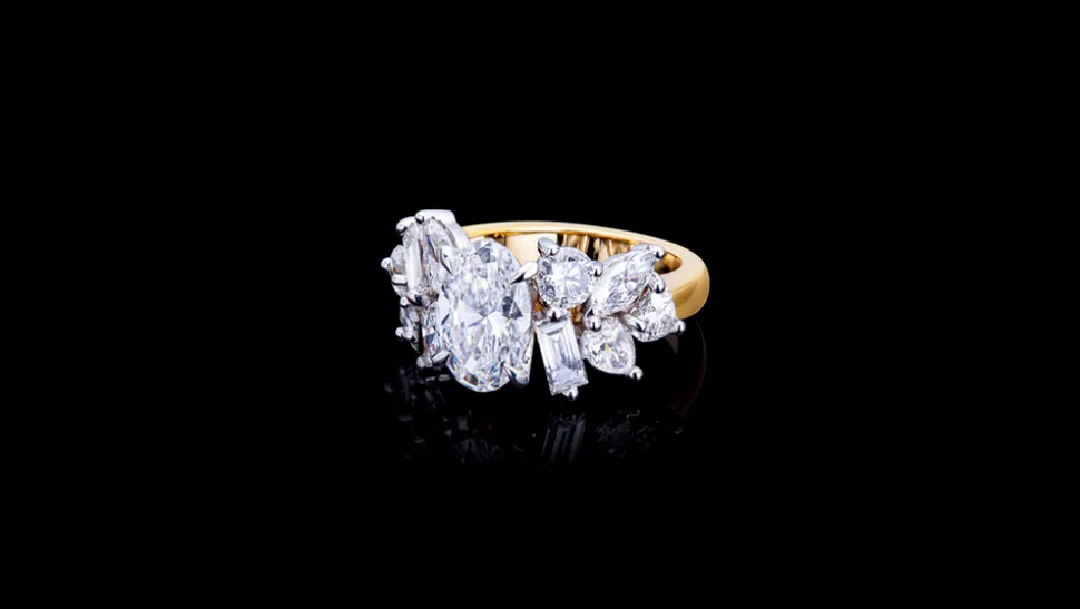 Primavera 2.01ct Oval Diamond Engagement Ring