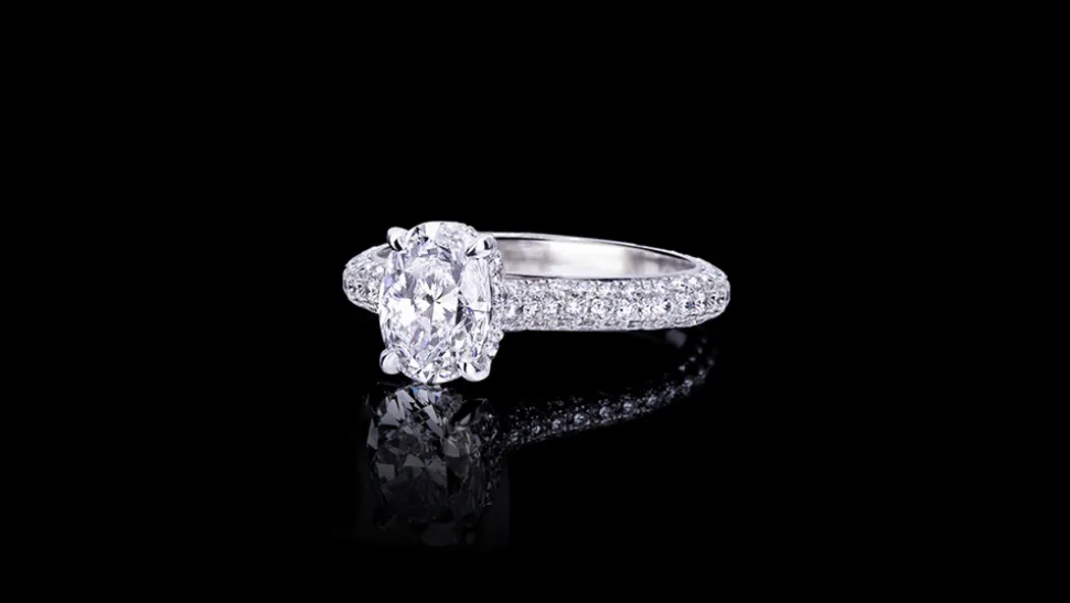 Venus 1.70ct Oval Diamond Engagement Ring